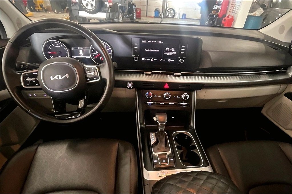 2024 KIA CARNIVAL - Image 14