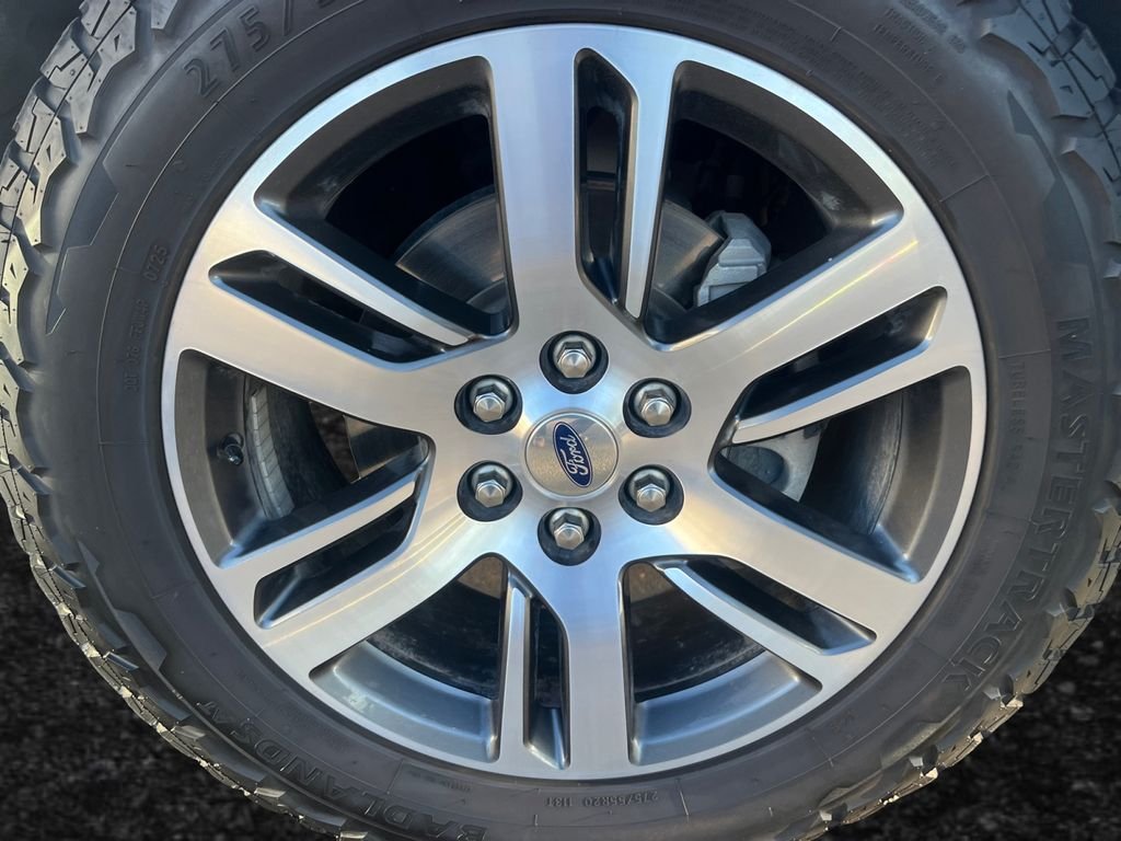 Used 2024 Silver Ford Limited image 27