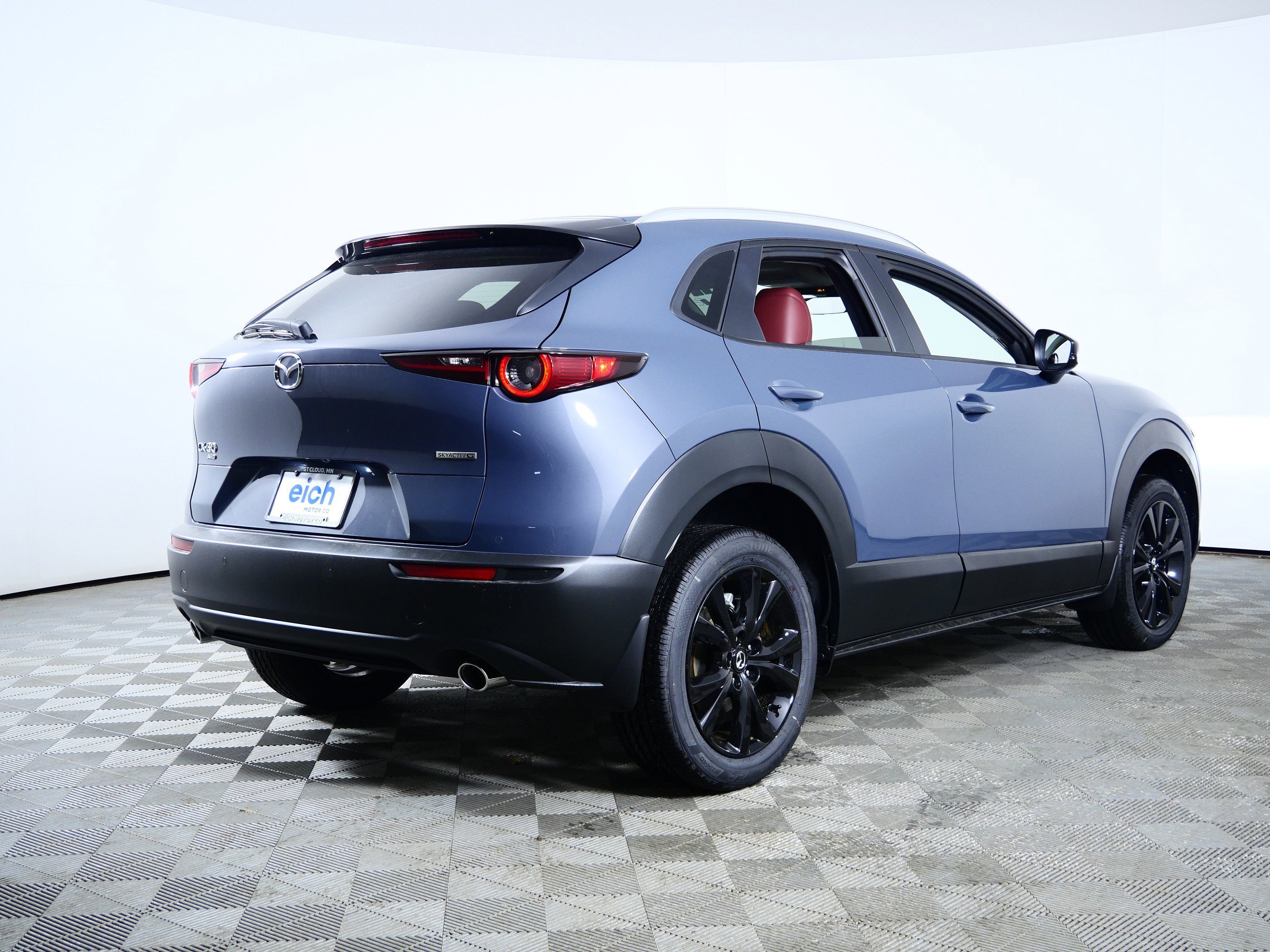 2026 Mazda CX-30 Carbon Edition - Photo 7