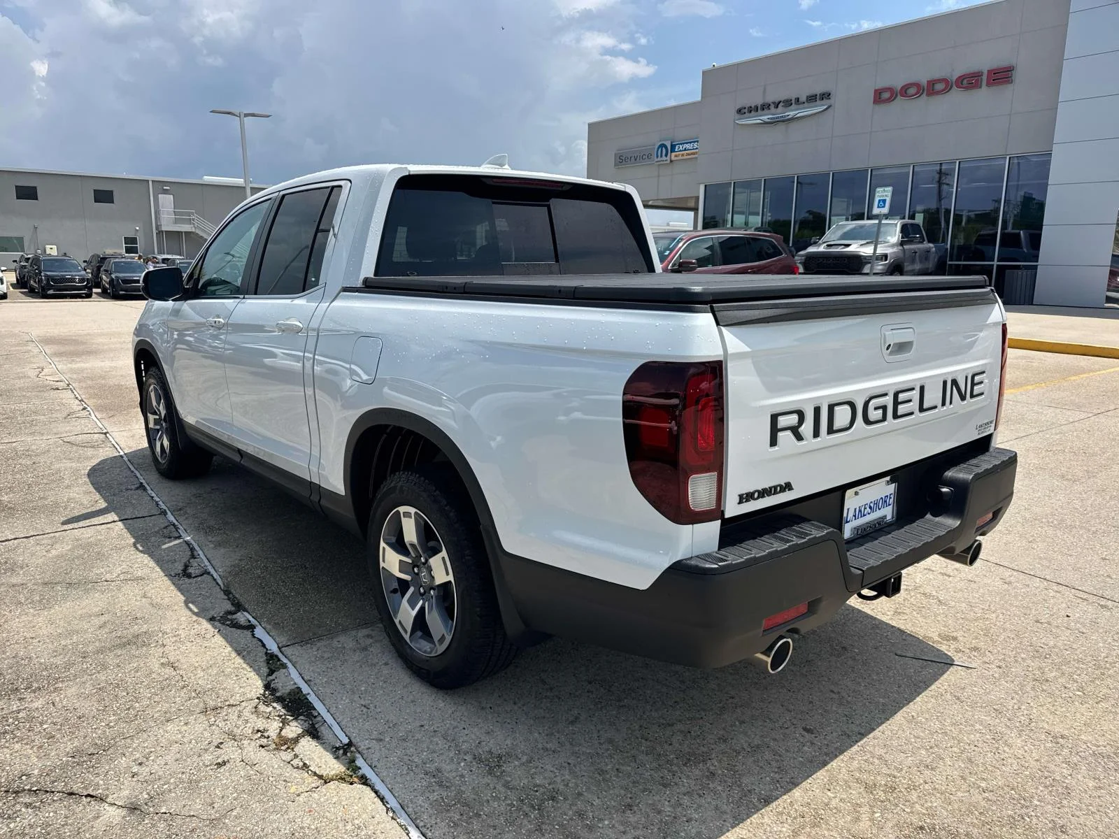 Used 2025 White Honda RTL AWD image 5