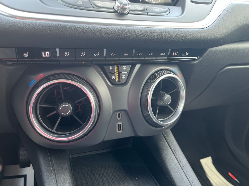 Used 2020 White Chevrolet LT image 17