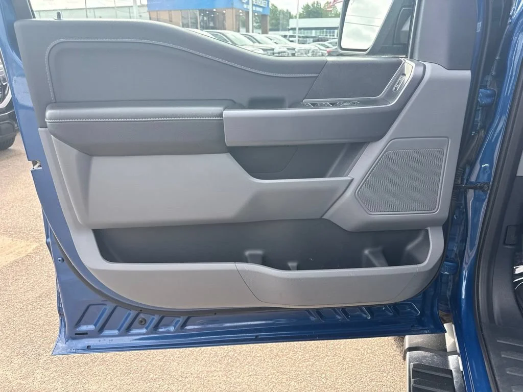 Used 2025 White Ford XLT image 23