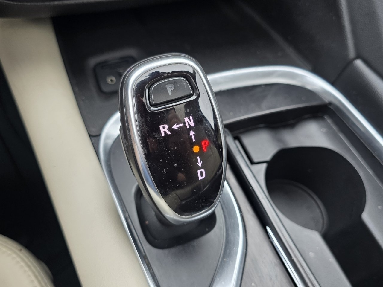 Used 2021 White Buick Premium Group image 31