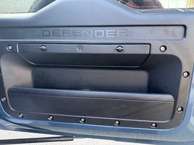 Used 2023 Blue Land Rover SE image 37