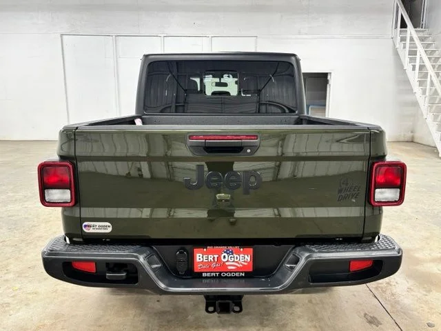 Used 2022 Green Jeep Willys image 6
