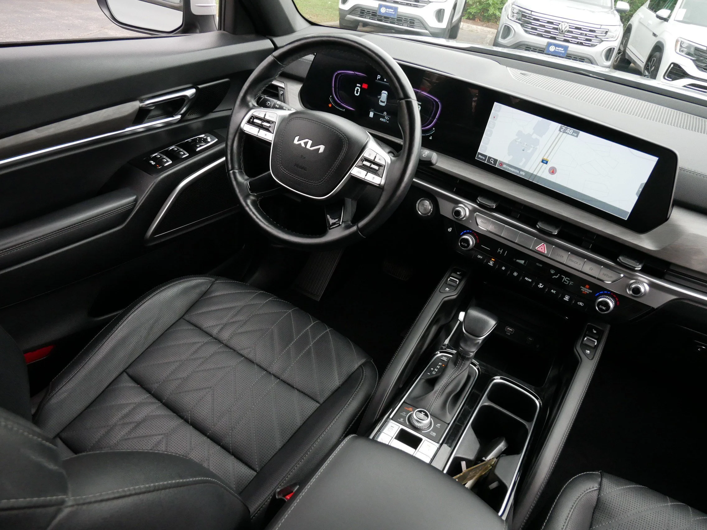 Used 2024 Wolf Gray Kia EX X-Line image 9