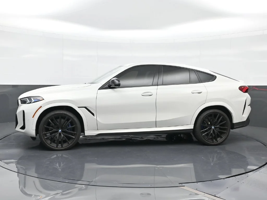 Certified Used 2024 White BMW M60i image 3