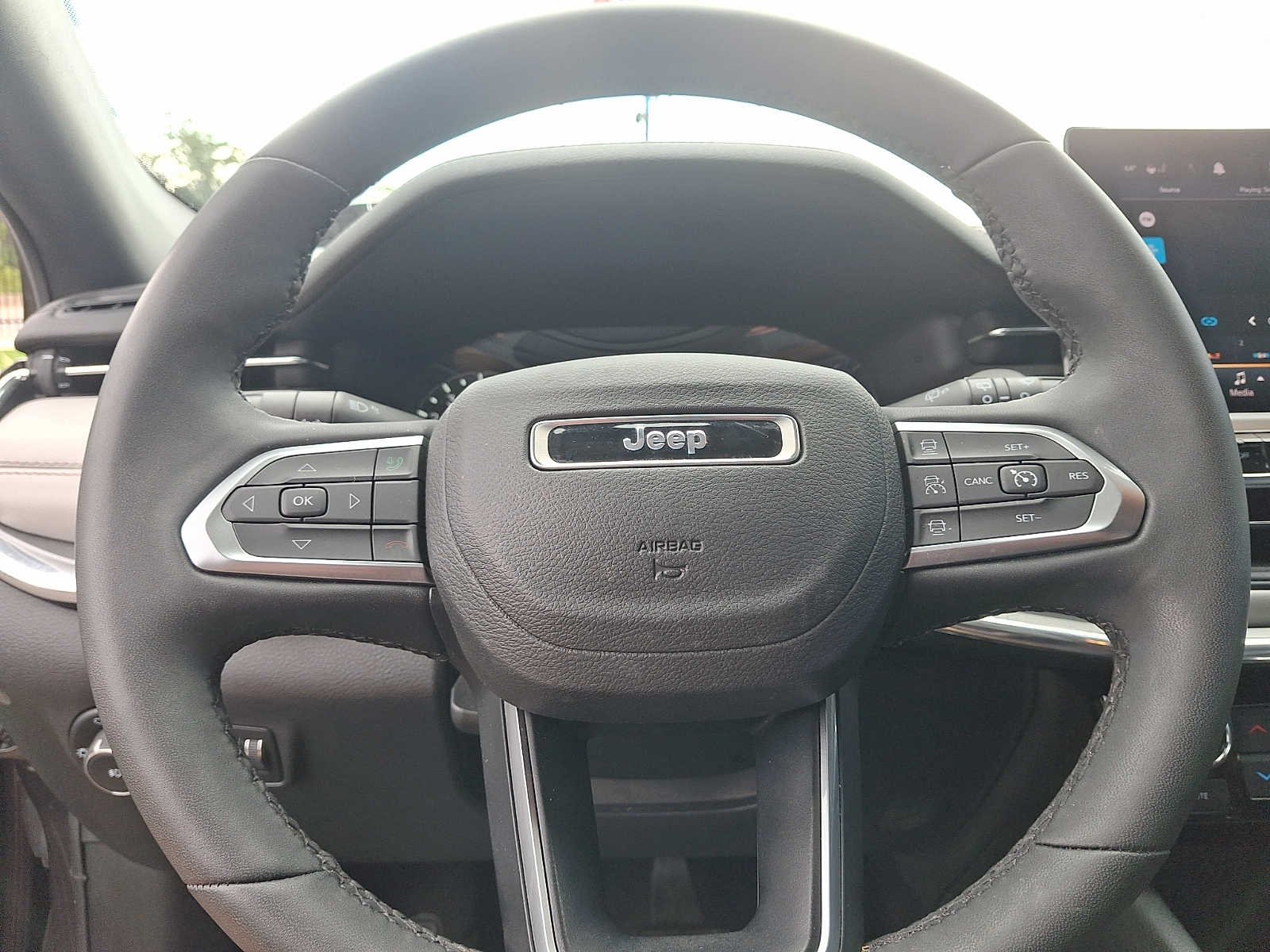 Used 2024 GRAY Jeep Limited image 19