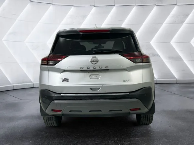 Used 2022 Silver Nissan SV image 5
