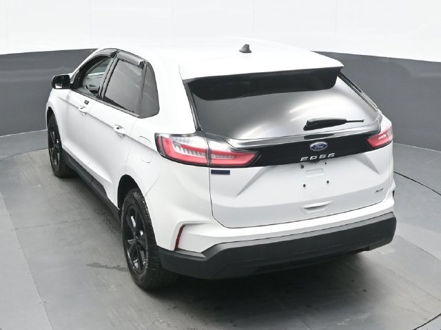 2022 Ford Edge SE - Photo 10