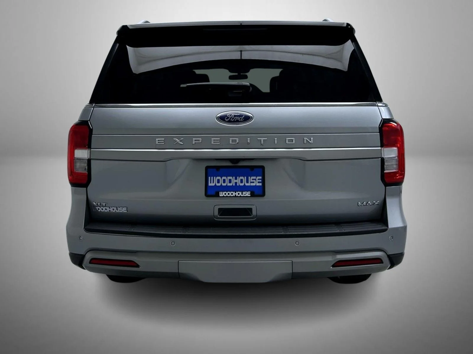 Used 2024 Silver Ford XLT image 6