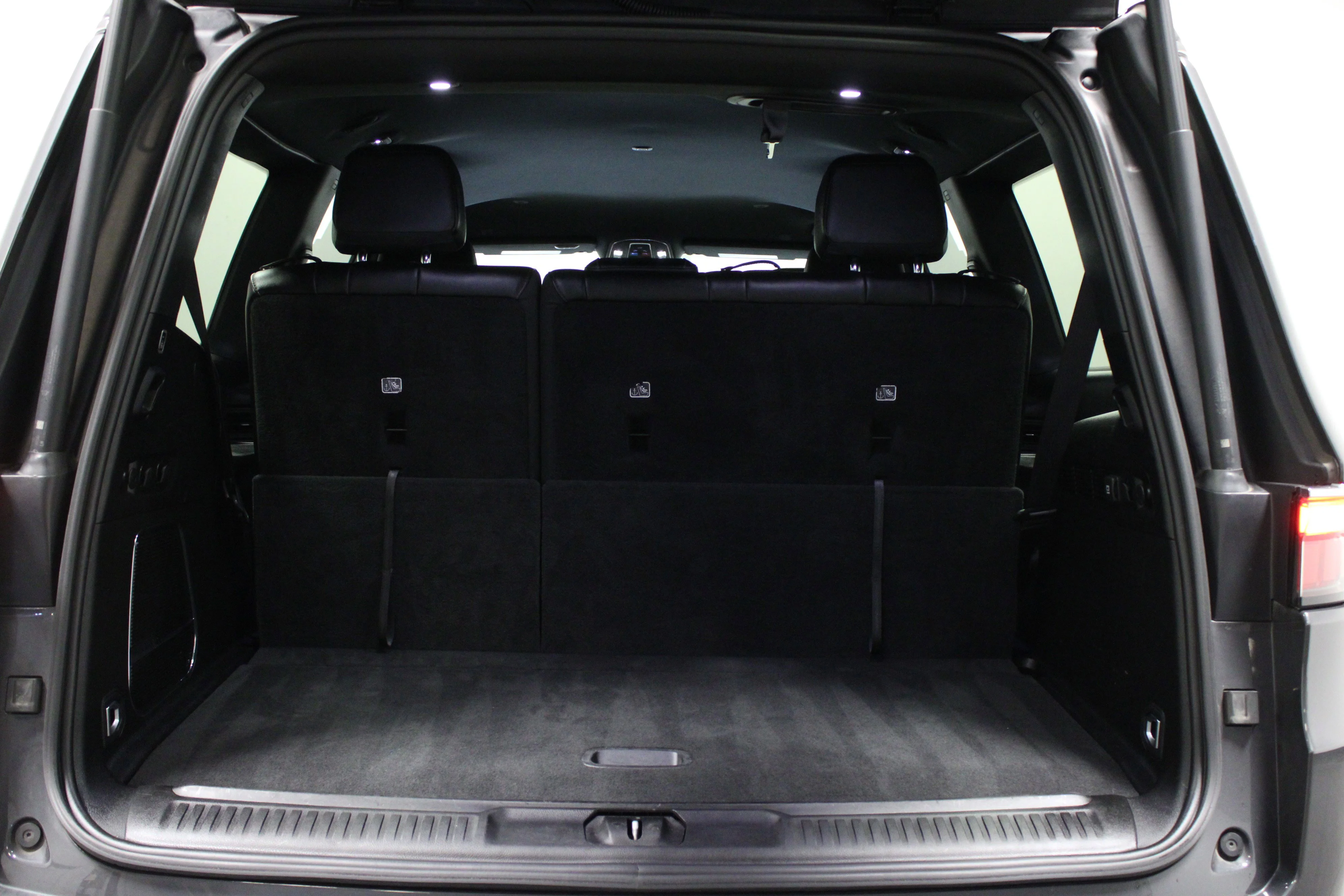Used 2024 Baltic Gray Metallic Clearcoat Jeep Series II image 15