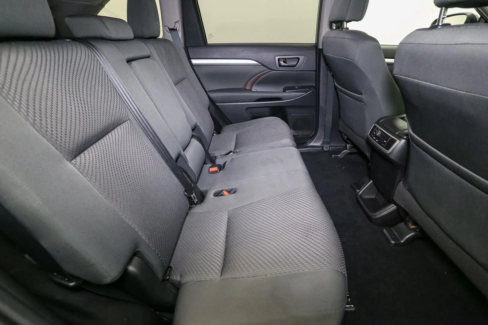 Used 2019 Predawn Gray Mica Toyota LE image 19