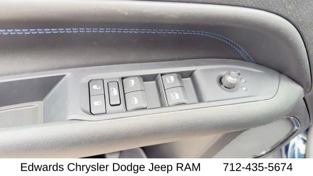 New 2026 Blue Jeep Latitude image 15