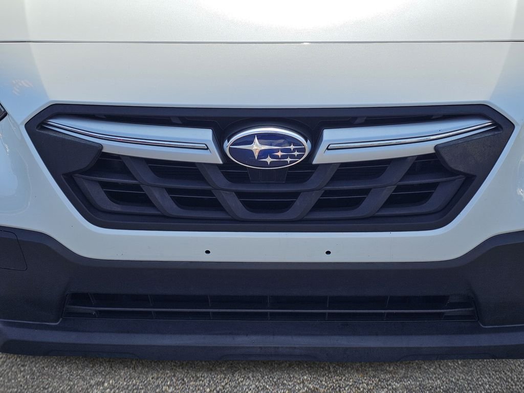 Used 2023 White Subaru Limited image 3