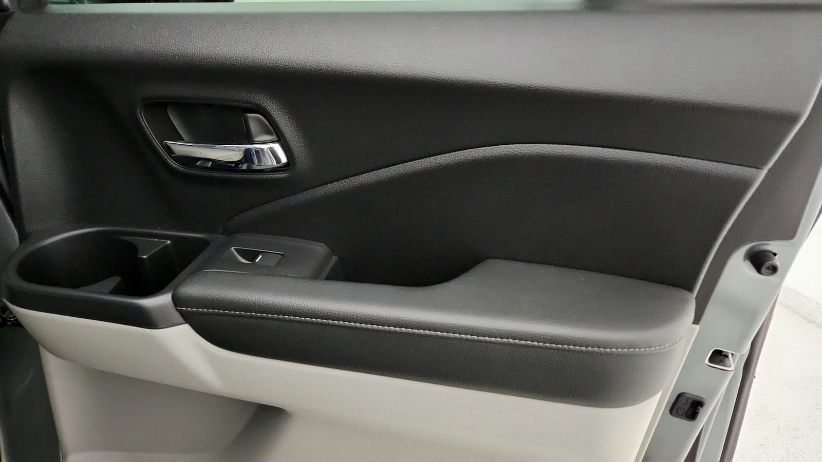 Used 2019 Silver Honda RTL-E image 45