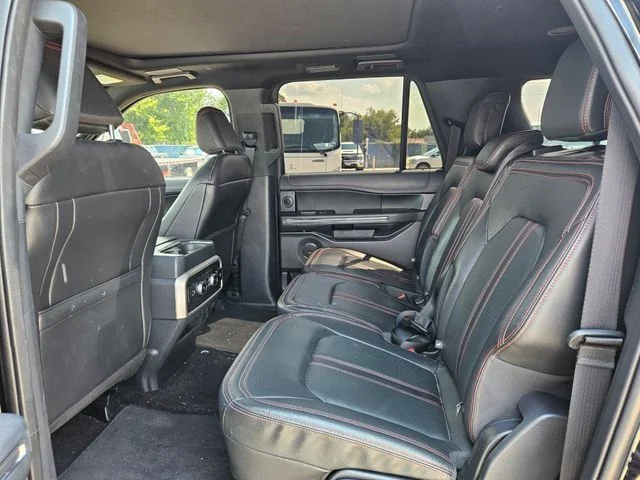 Used 2022 Black Metallic Ford Limited image 5