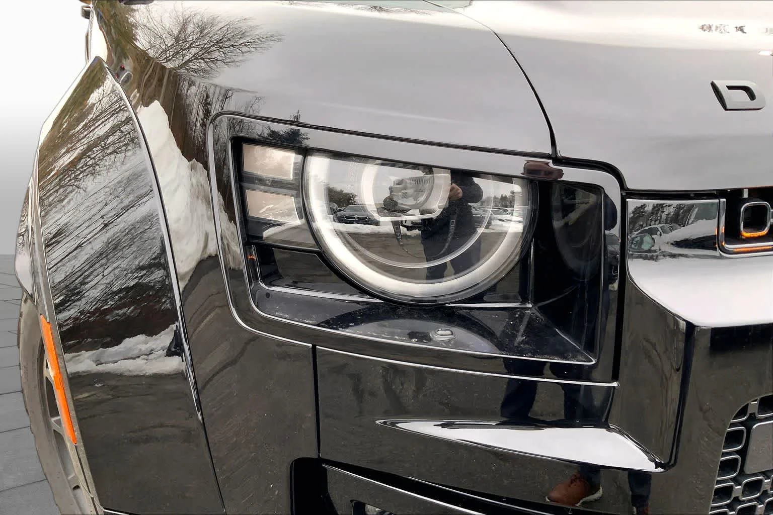 2026 Land Rover Defender OCTA Black - Photo 13