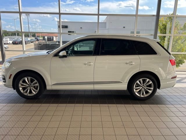 Used 2019 Carrara White Audi 55 Premium Plus image 1