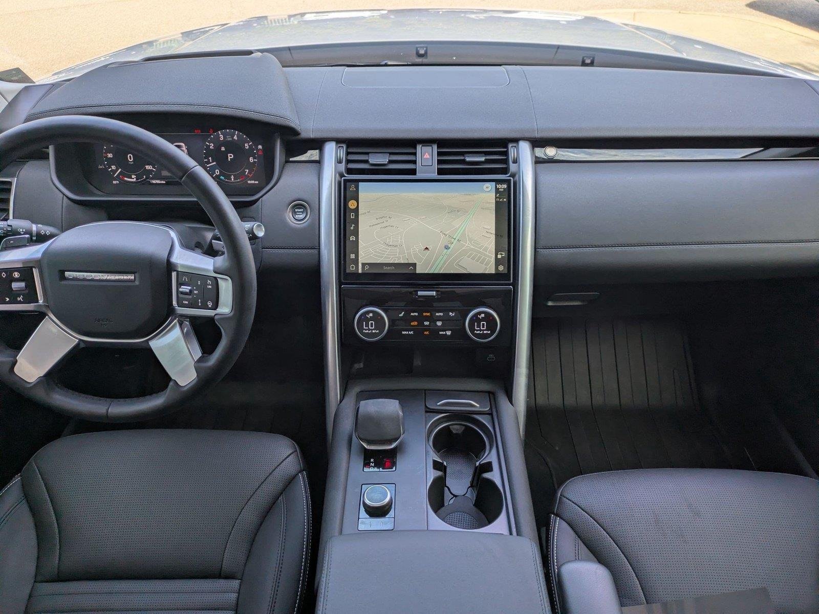 Used 2024 Fuji White Land Rover S image 30