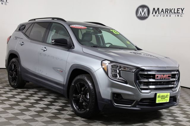 2023 GMC Terrain AT4 AWD's photo