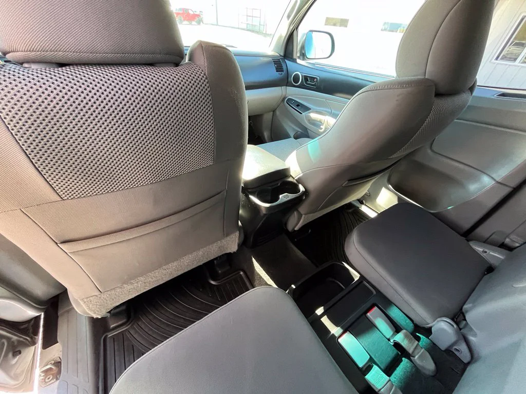 Used 2013 Silver Toyota Base image 15