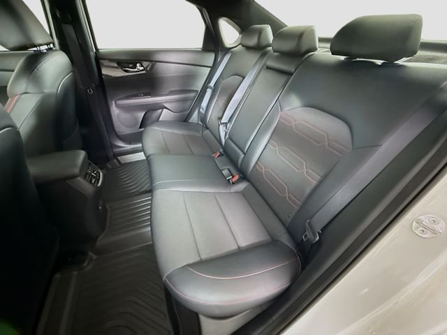 2023 Kia Forte GT - Photo 23