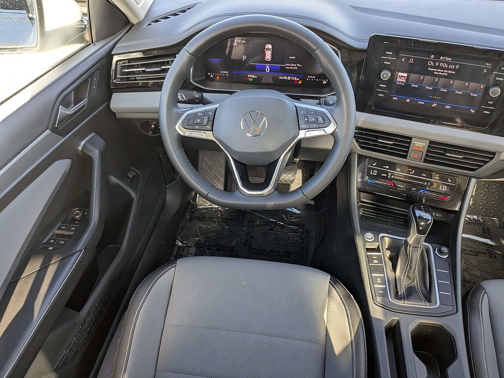 2025 Volkswagen Jetta SE - Photo 15