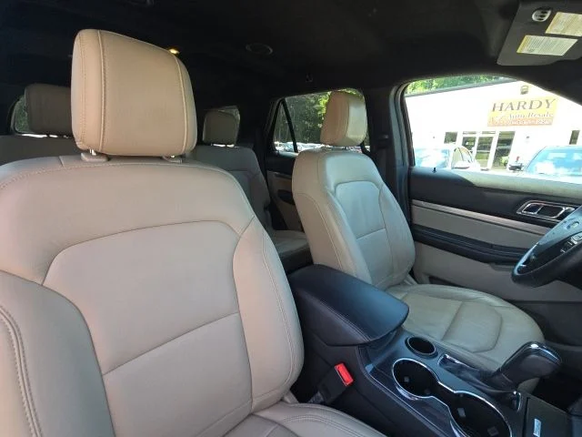 Used 2018 Gray Ford XLT image 22
