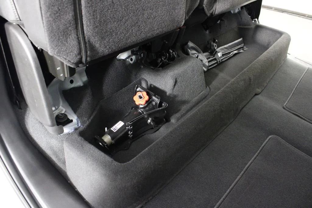 2026 GMC Sierra 1500 SLT - Photo 14