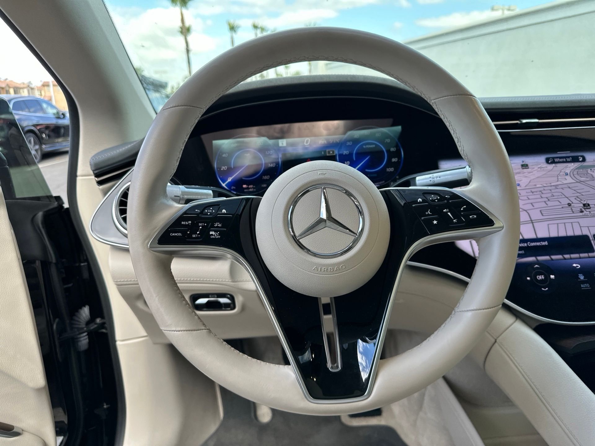 Used 2022 Black Mercedes-Benz 580 image 5