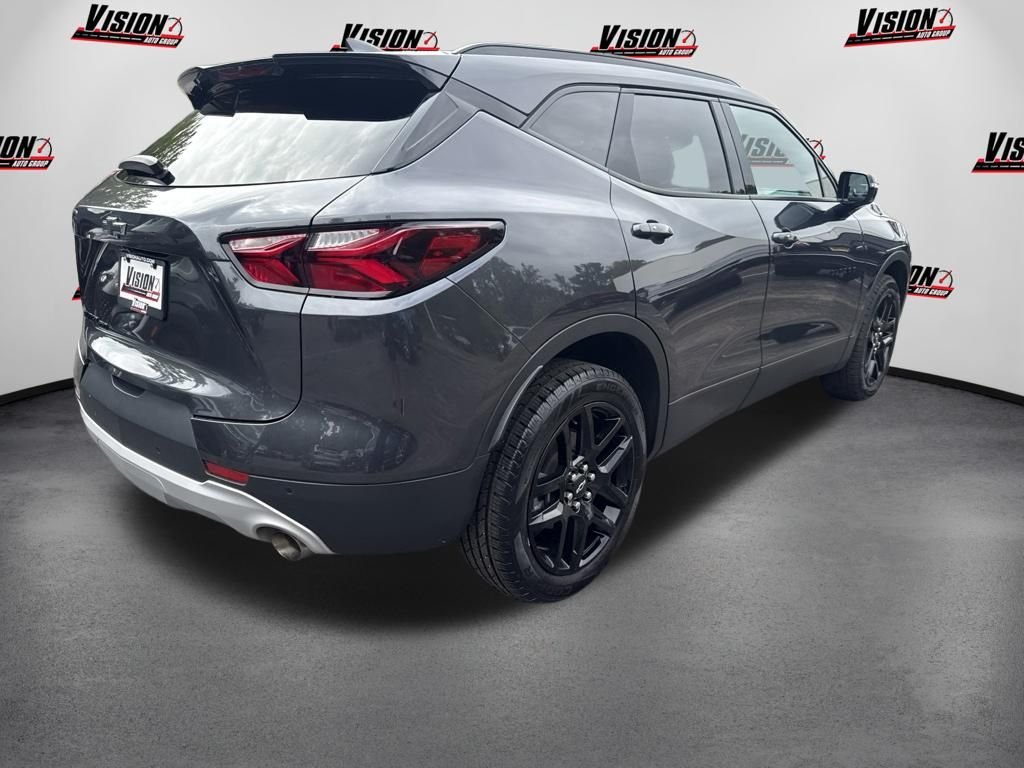 Used 2021 Gray Chevrolet LT image 5