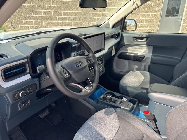 New 2025 Space White Metallic Ford XLT image 16