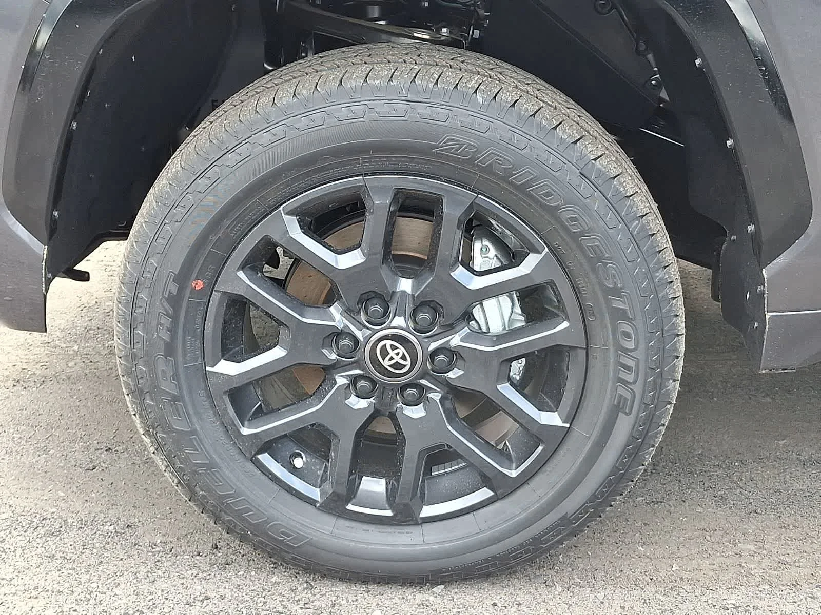 New 2026 Magnetic Gray Metallic Toyota  Platinum image 7