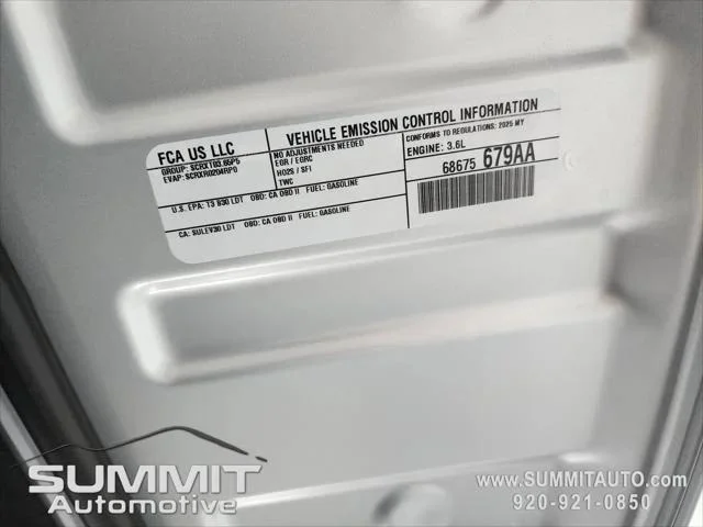 New 2025 Silver Zynith Exterior Paint Jeep Limited image 32