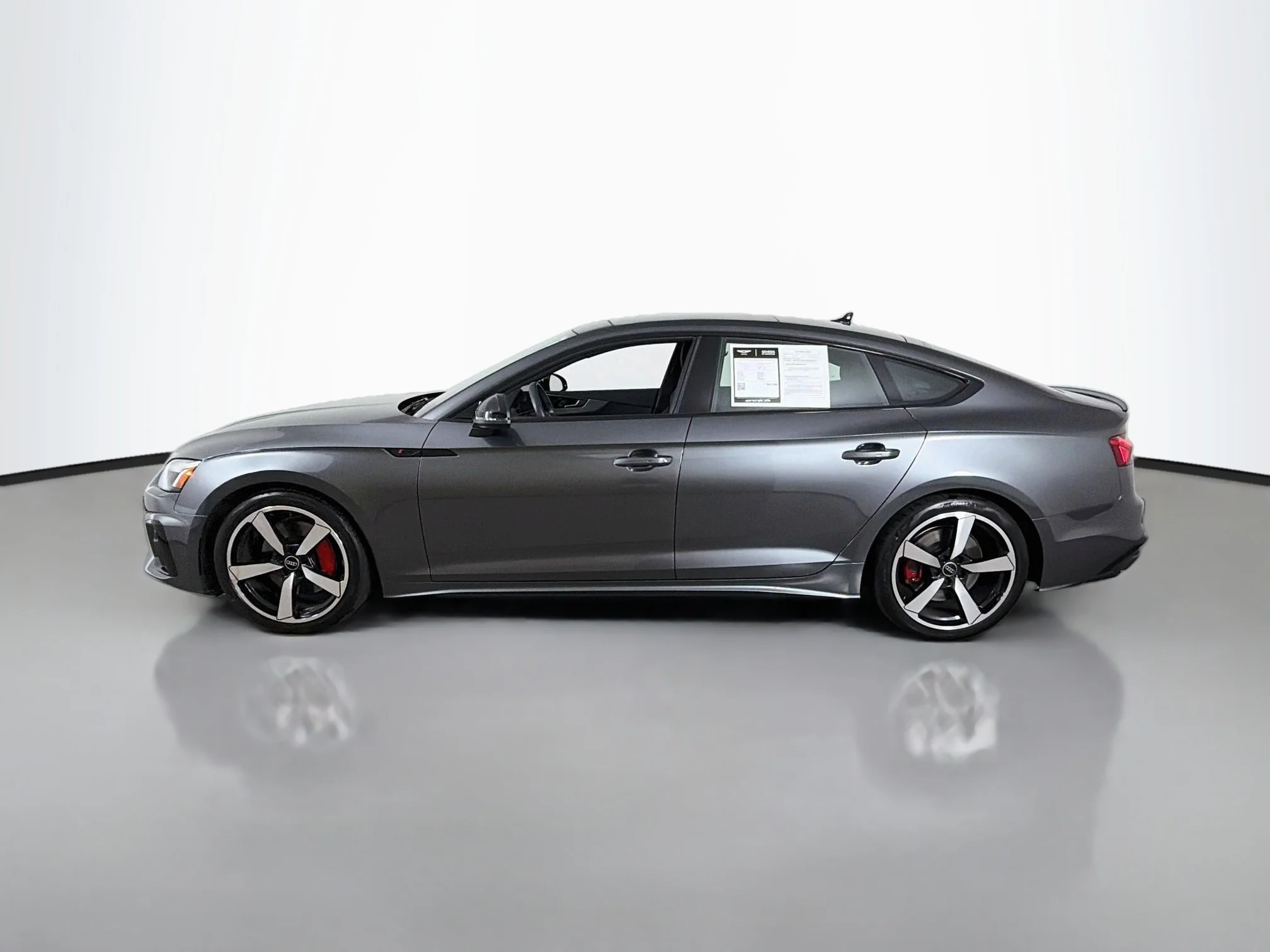 Used 2024 Daytona Gray Pearl Effect Audi S line Premium Plus image 4