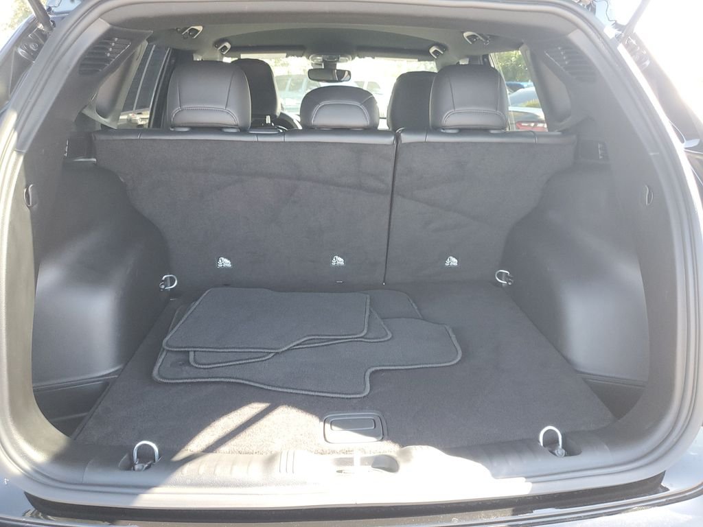 Used 2026 Black Jeep Latitude image 7