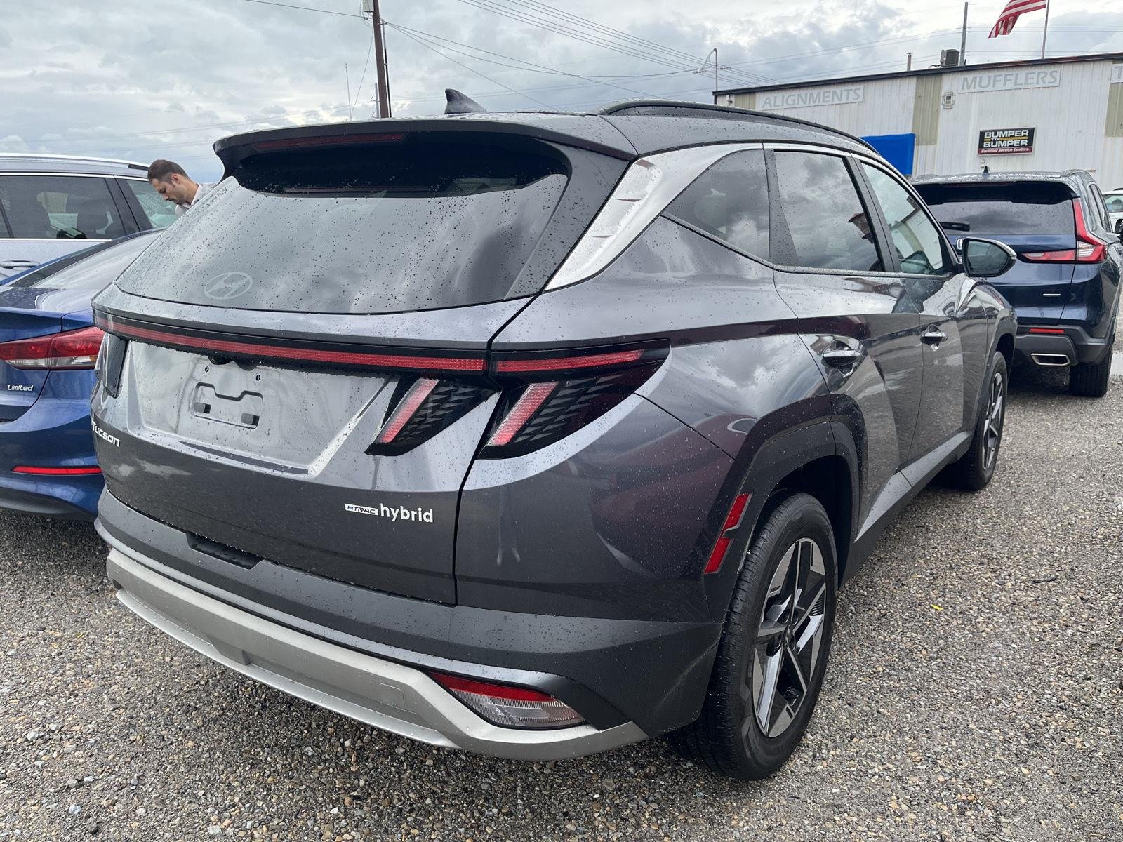 Certified Used 2025 Titan Gray Hyundai SEL Convenience image 4