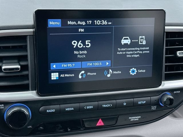 2025 Hyundai Venue SEL - Photo 30