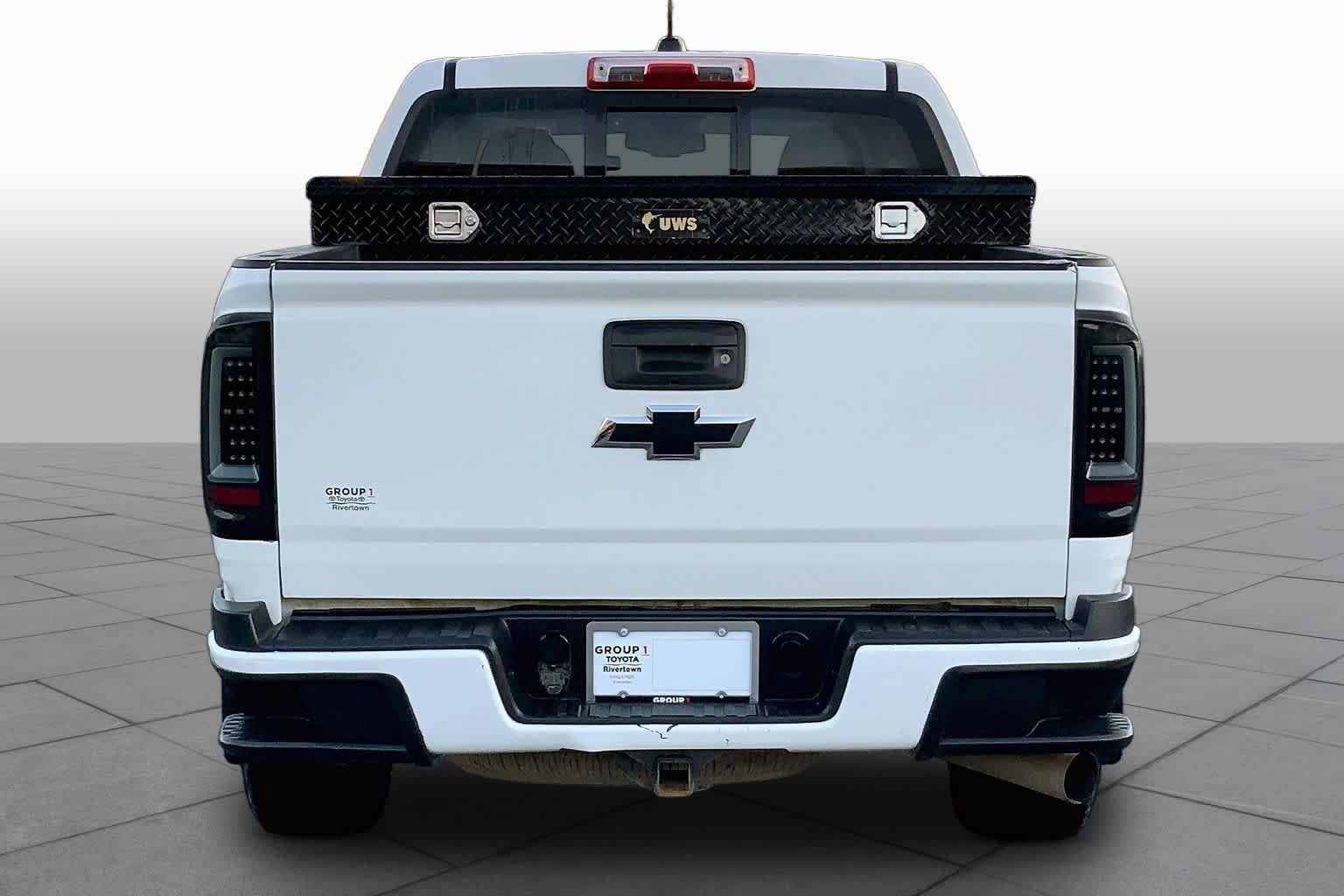 Used 2017 Summit White Chevrolet 4WD Z71 image 5