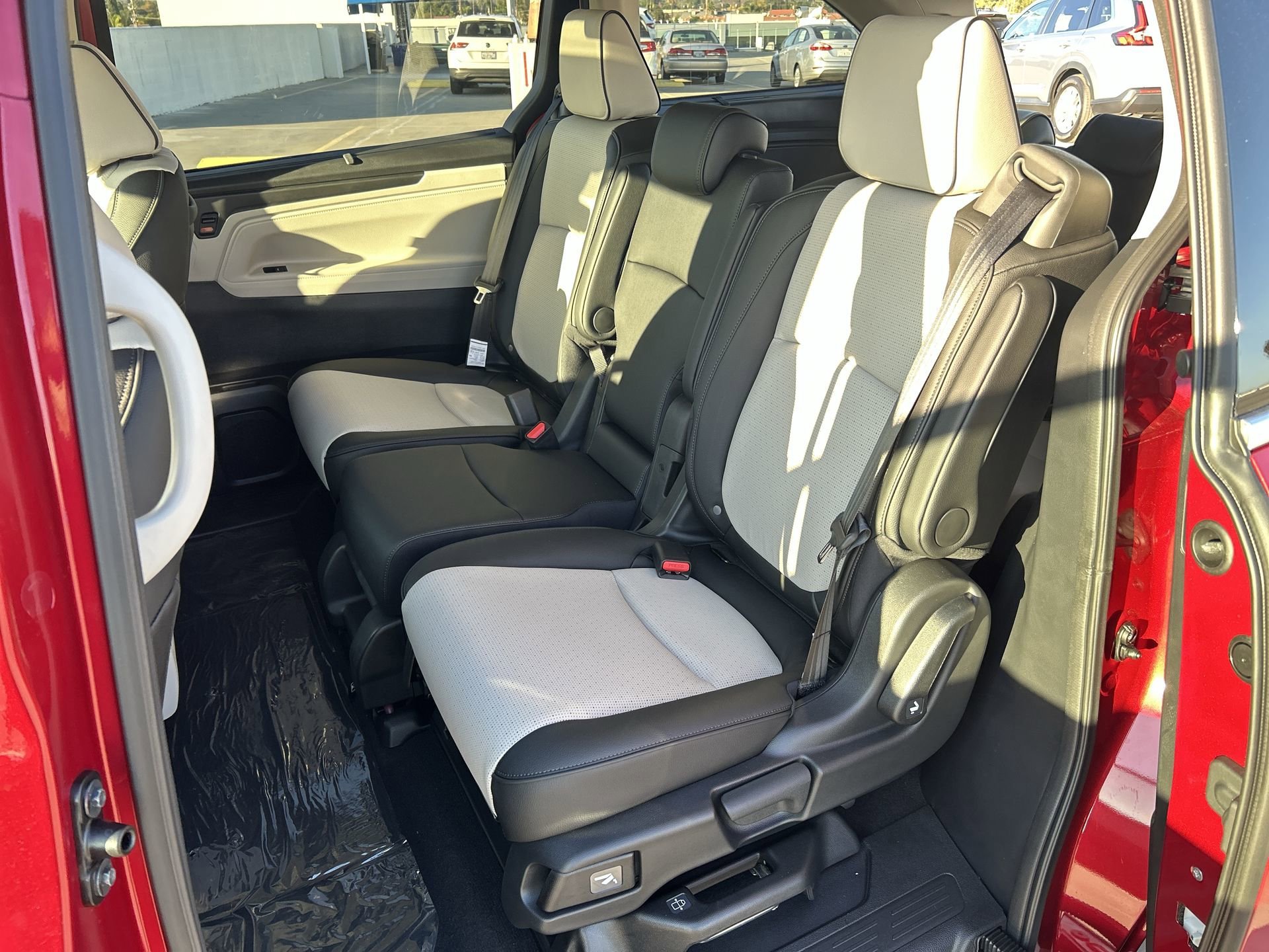 2026 Honda Odyssey Elite - Photo 25