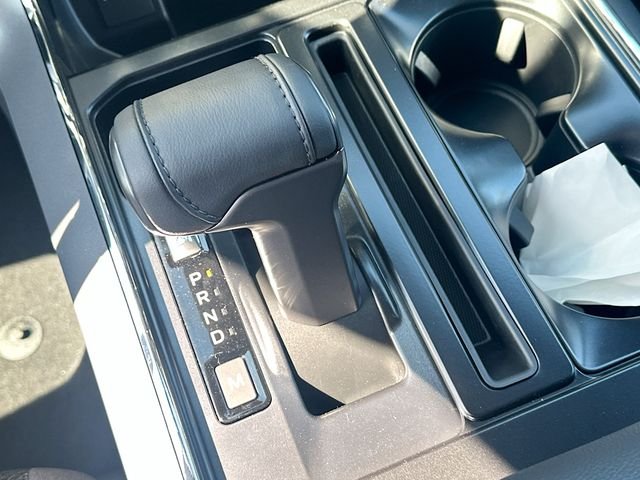 New 2026 Avalanche Ford XLT image 17