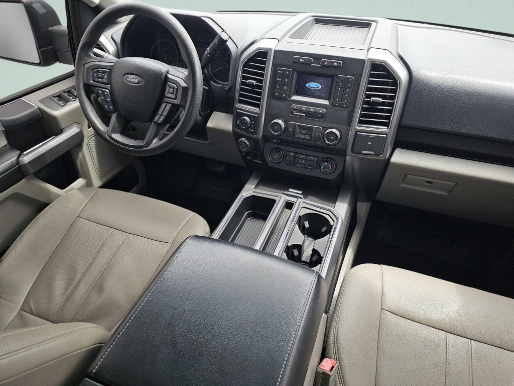 Certified Used 2018 Oxford White Ford XLT image 27