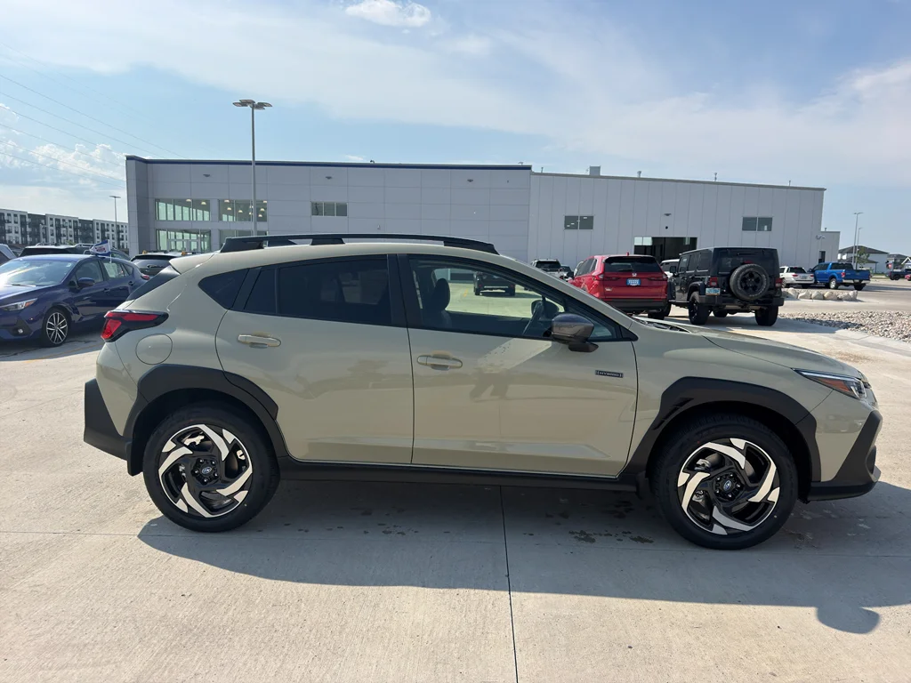 New 2026 SAND DUNE PEARL Subaru Limited Hybrid image 4