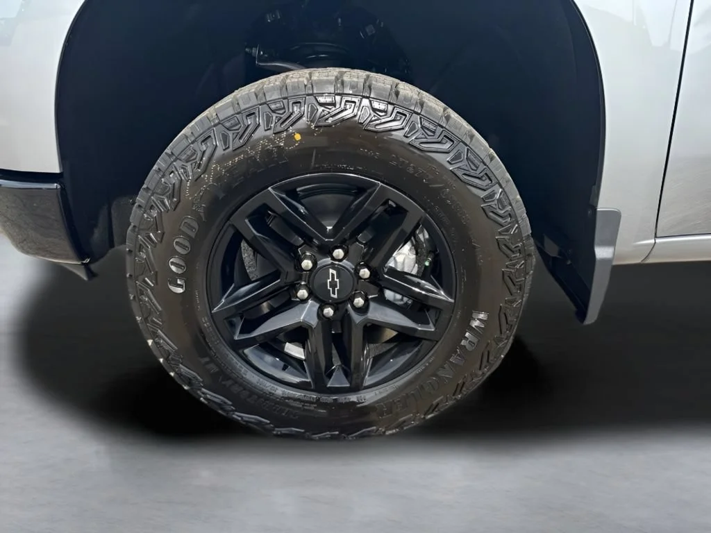 New 2026 Sterling Gray Metallic Chevrolet Custom Trail Boss image 36