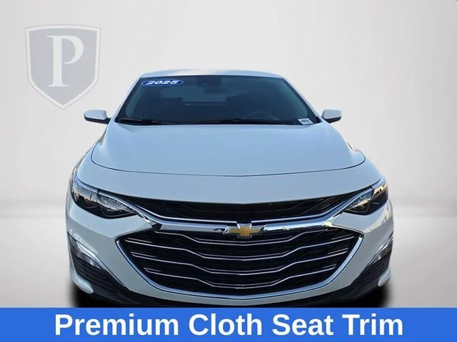 Used 2025 Summit White Chevrolet LS image 14