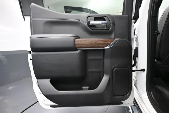 Used 2020 Beige Chevrolet High Country image 36