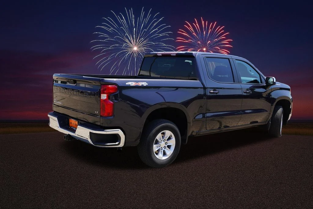 Used 2024 Dark Ash Metallic Chevrolet LT image 5