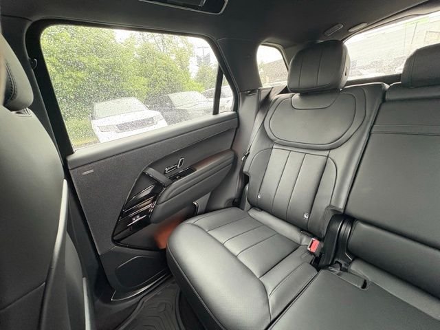 Certified Used 2025 White Land Rover Dynamic SE image 36