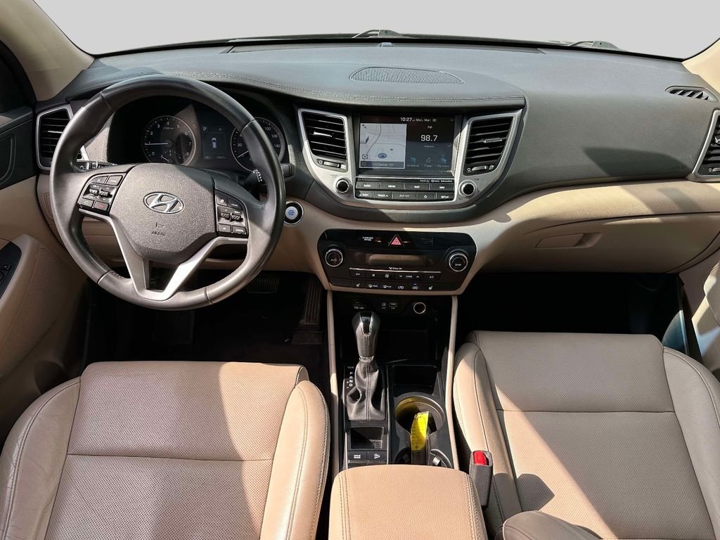 Used 2018 Black Hyundai SEL Plus image 13